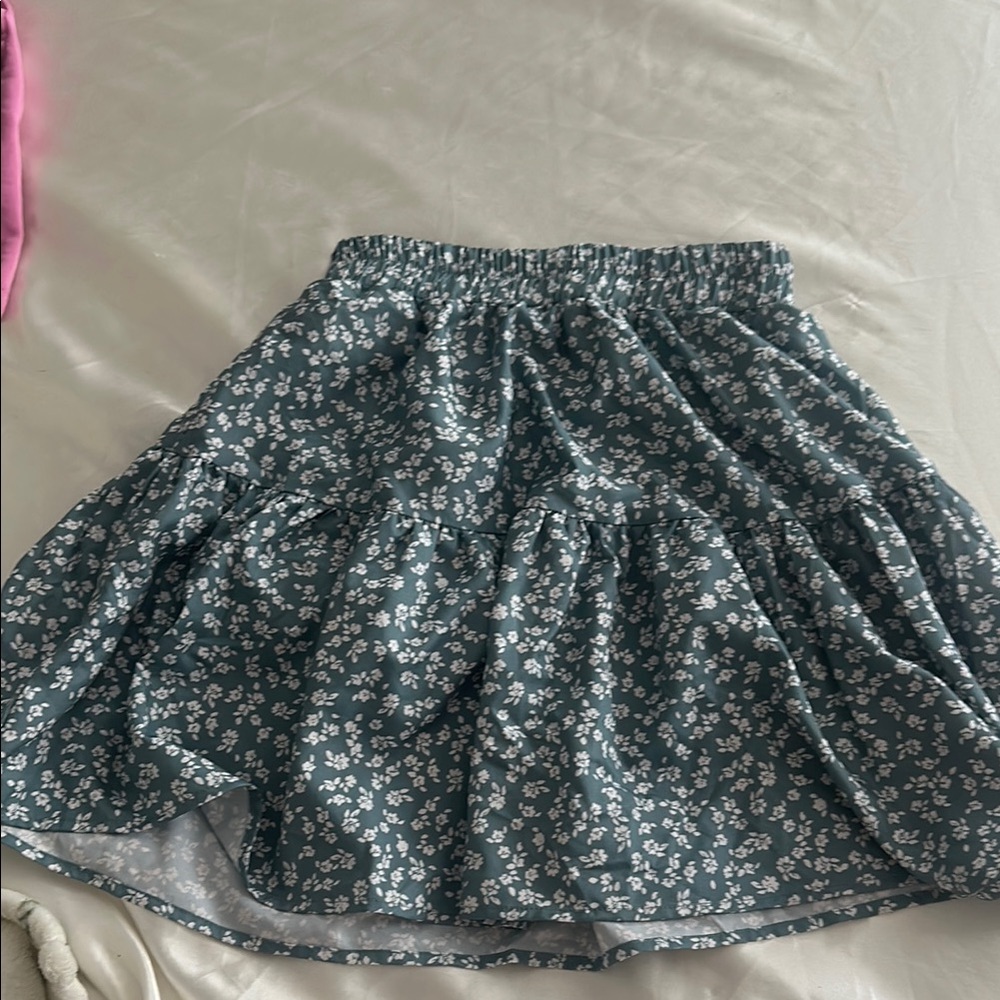 SHEIN Floral Green Skater Skirt